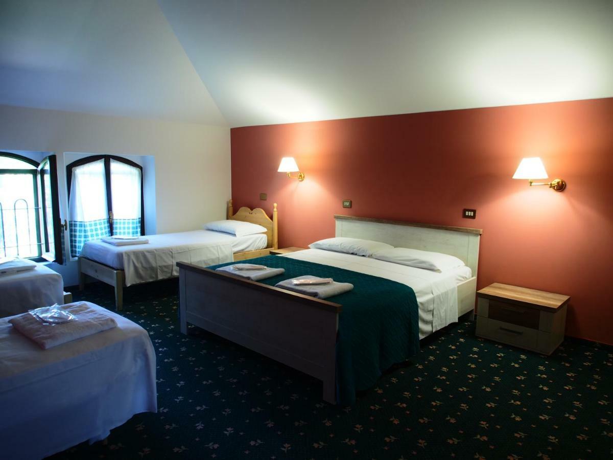Albinea Hotel Parco Fola מראה חיצוני תמונה