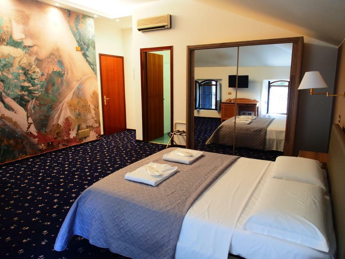 Albinea Hotel Parco Fola מראה חיצוני תמונה